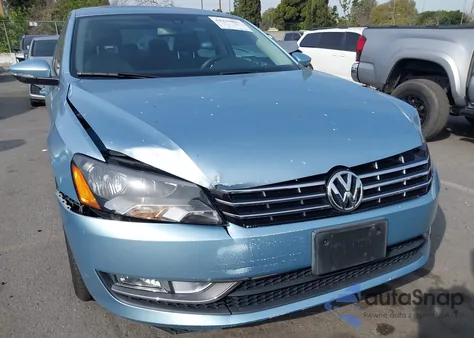 2012 Volkswagen Passat 2.5L Sel Premium from USA, damaged, VIN 1VWCP7A32CC079746